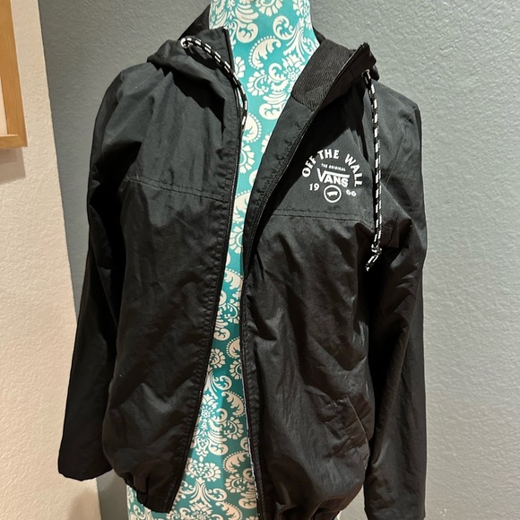 Vans Black Hoodie with White Logo Girls Juniors. Skater - Picture 2 of 11